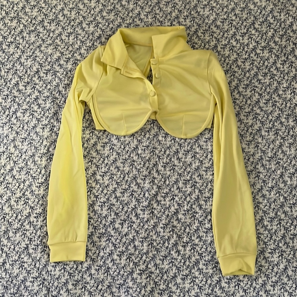Yellow top